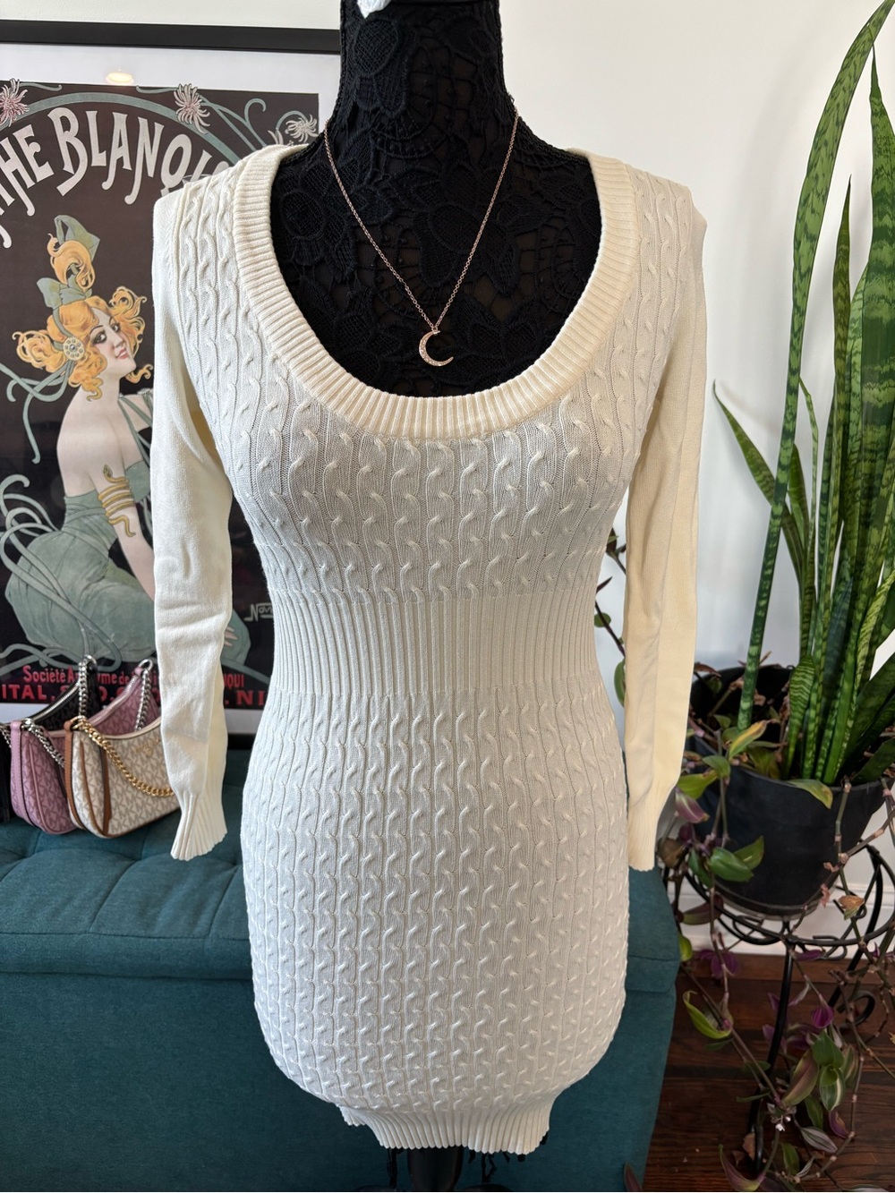 Guess Ivory/Cream Cable Knit Long Sleeve Sweater Dress